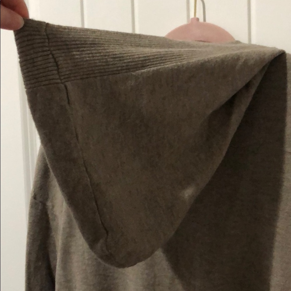 Cardigan - Picture 4 of 6